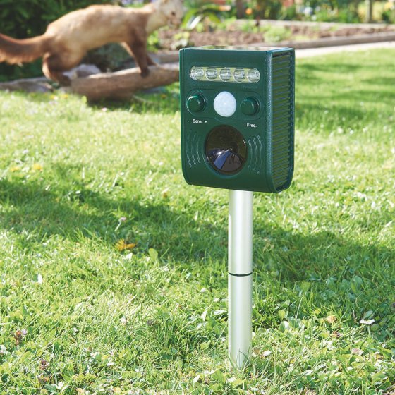 Kompakter Ultraschall-Garten-Eichhörnchenvertreiber