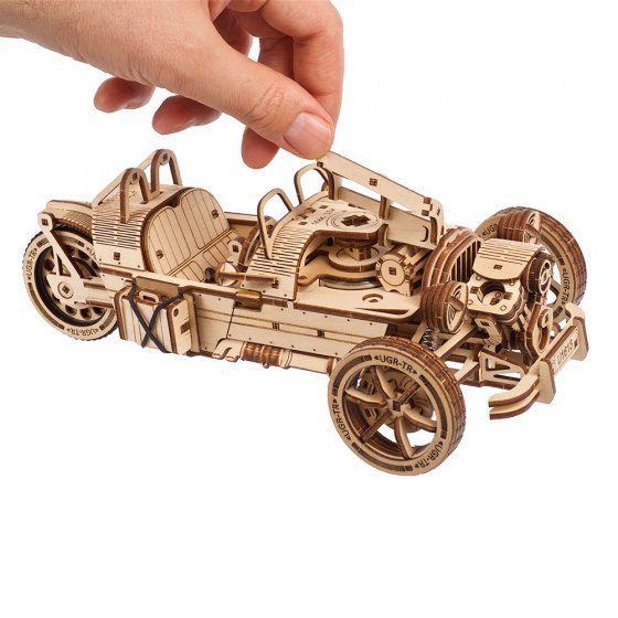 Holzmodell Dreiradfahrzeug 